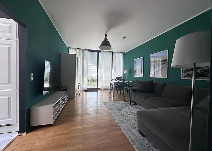 Schoenes Dachgeschoss Im Waldstrassenviertel