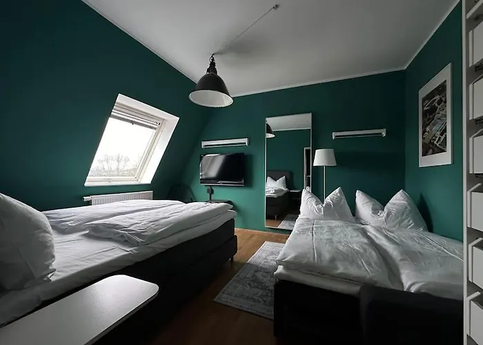 Apartment Schönes Dachgeschoss Im Waldstraßenviertel *